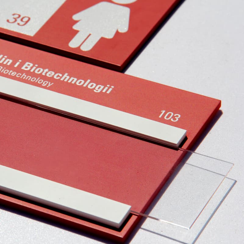 Tabliczki z informacją wymienną